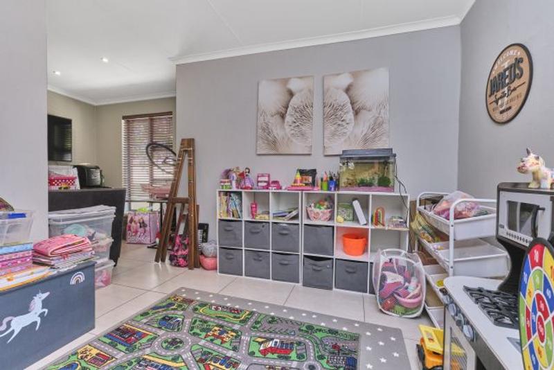 3 Bedroom Property for Sale in Sunninghill Gauteng