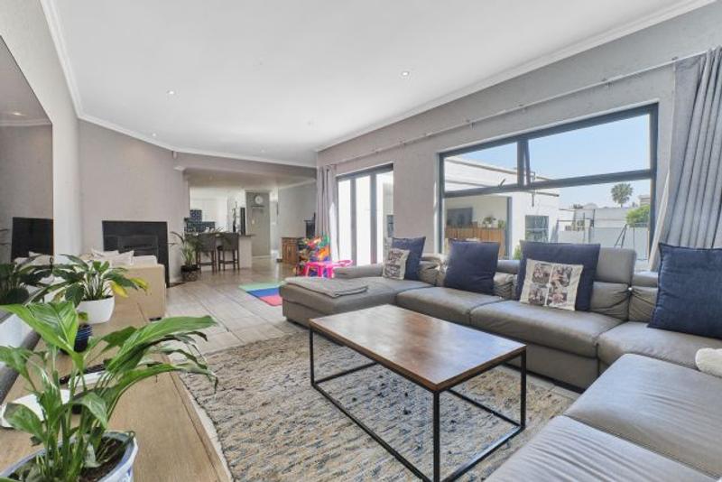 To Let 3 Bedroom Property for Rent in Sunninghill Gauteng