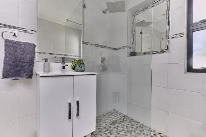 To Let 3 Bedroom Property for Rent in Sunninghill Gauteng