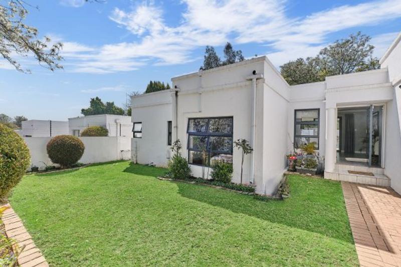 To Let 3 Bedroom Property for Rent in Sunninghill Gauteng
