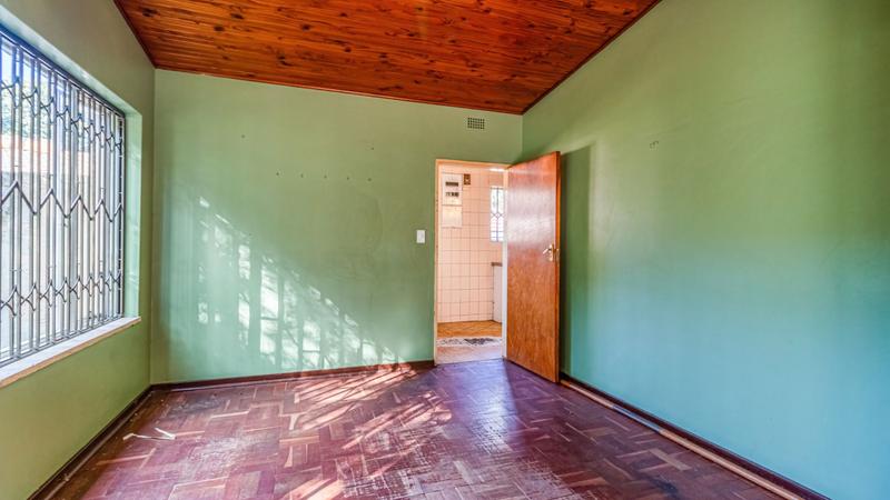 4 Bedroom Property for Sale in Lombardy East Gauteng