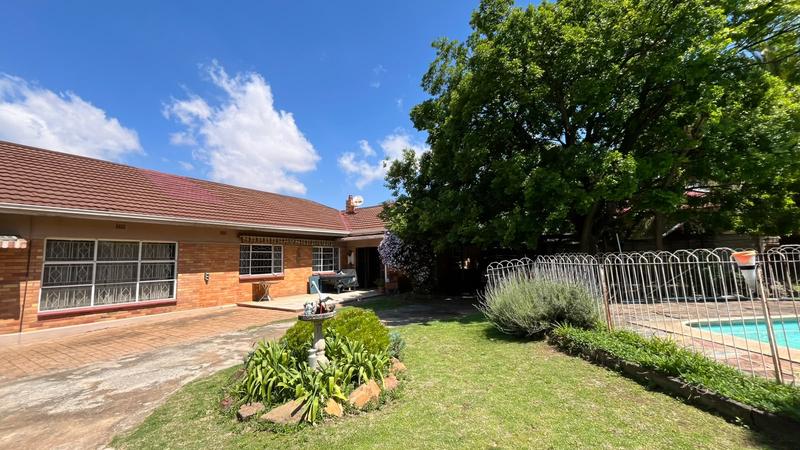 6 Bedroom Property for Sale in Boksburg West Gauteng