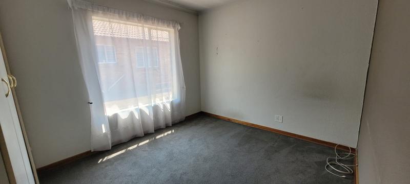 3 Bedroom Property for Sale in New Redruth Gauteng