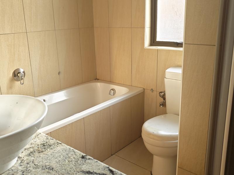 6 Bedroom Property for Sale in Glenvista Gauteng