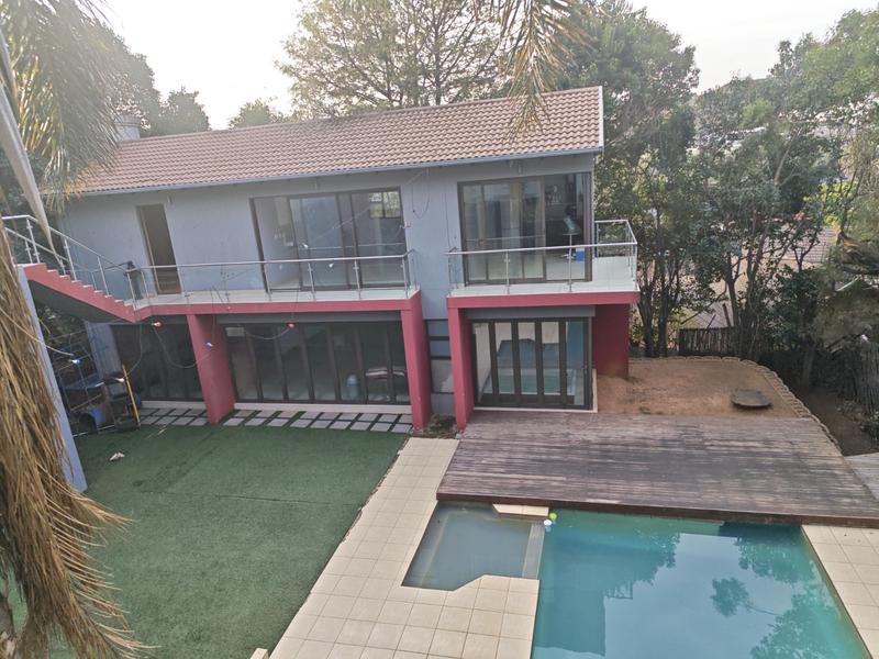 6 Bedroom Property for Sale in Glenvista Gauteng