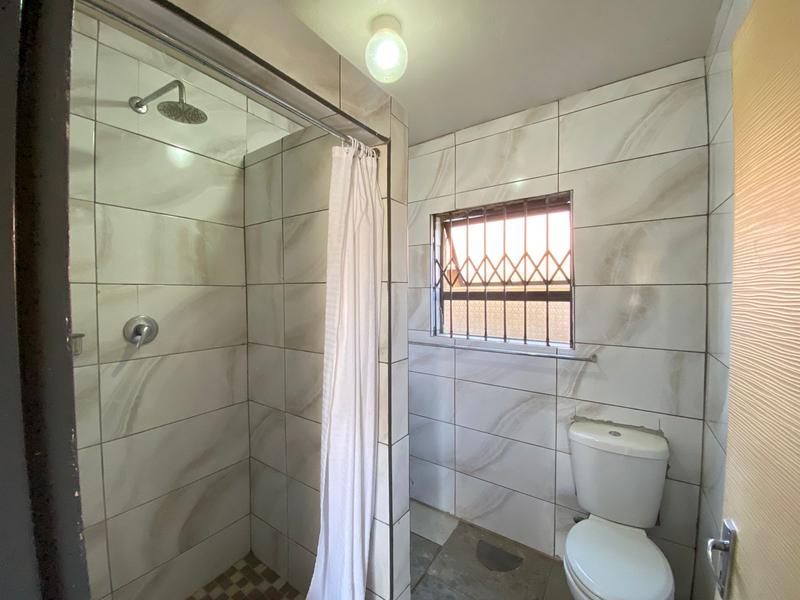 2 Bedroom Property for Sale in Protea Glen Gauteng