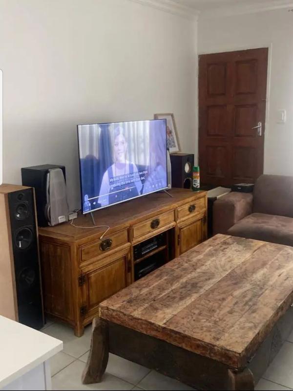 2 Bedroom Property for Sale in Protea Glen Gauteng