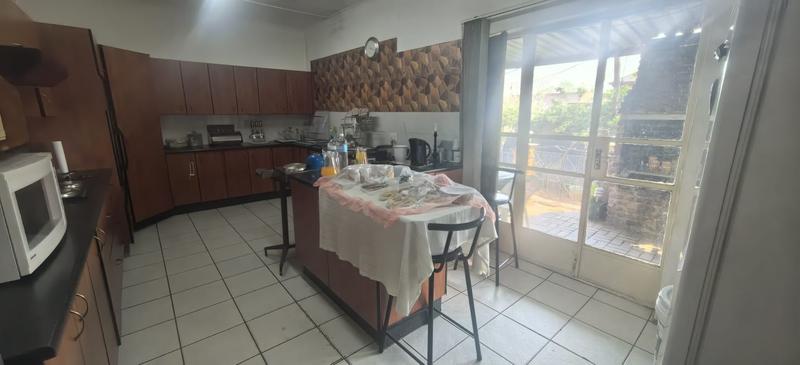 5 Bedroom Property for Sale in Roodepoort Central Gauteng