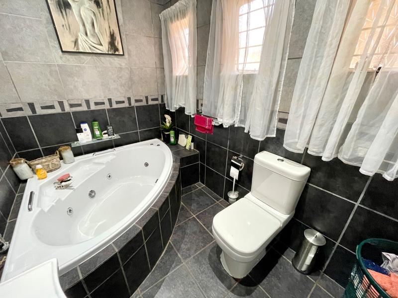 3 Bedroom Property for Sale in Silverfields Gauteng