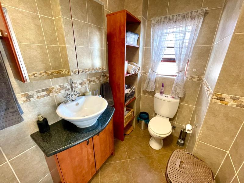 2 Bedroom Property for Sale in Sugar Bush Estate Gauteng