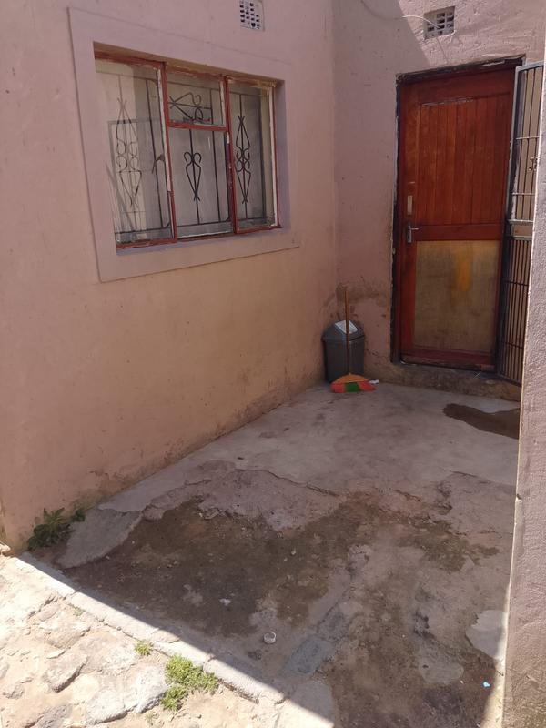 2 Bedroom Property for Sale in Lifateng Gauteng