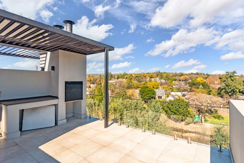 2 Bedroom Property for Sale in Hurlingham Gauteng
