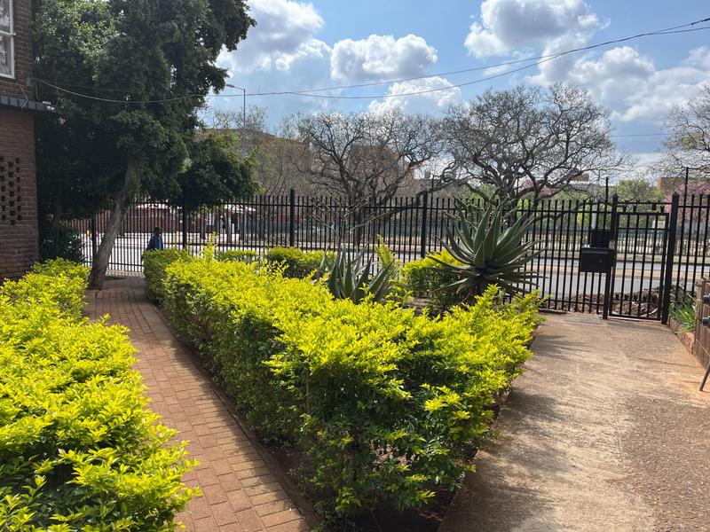 To Let 2 Bedroom Property for Rent in Sunnyside Gauteng