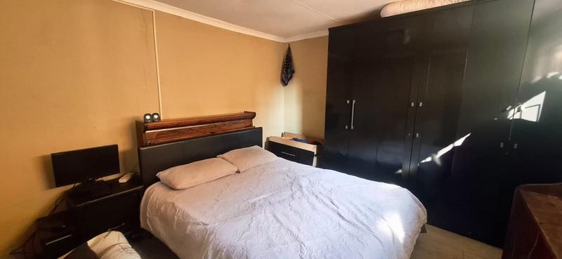 4 Bedroom Property for Sale in Tsakane Gauteng