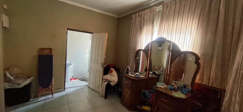 4 Bedroom Property for Sale in Tsakane Gauteng