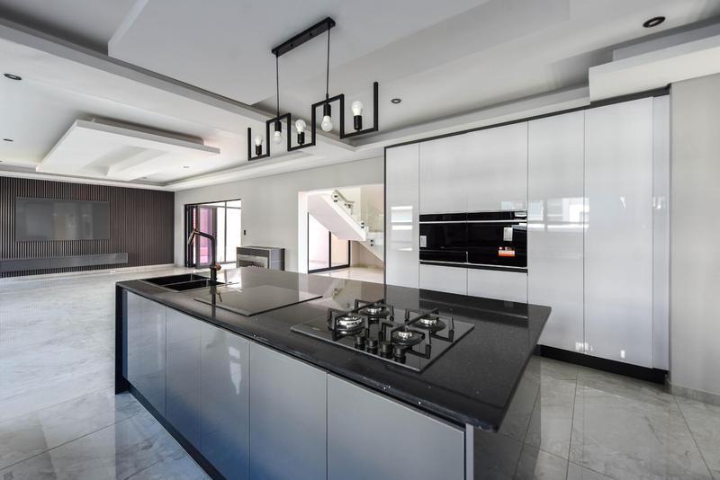 5 Bedroom Property for Sale in Six Fountains Residential Estate Gauteng