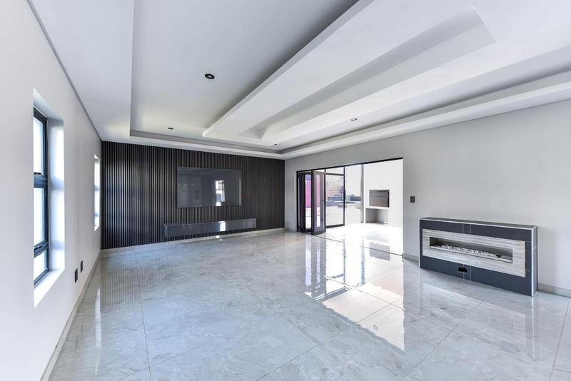5 Bedroom Property for Sale in Six Fountains Residential Estate Gauteng