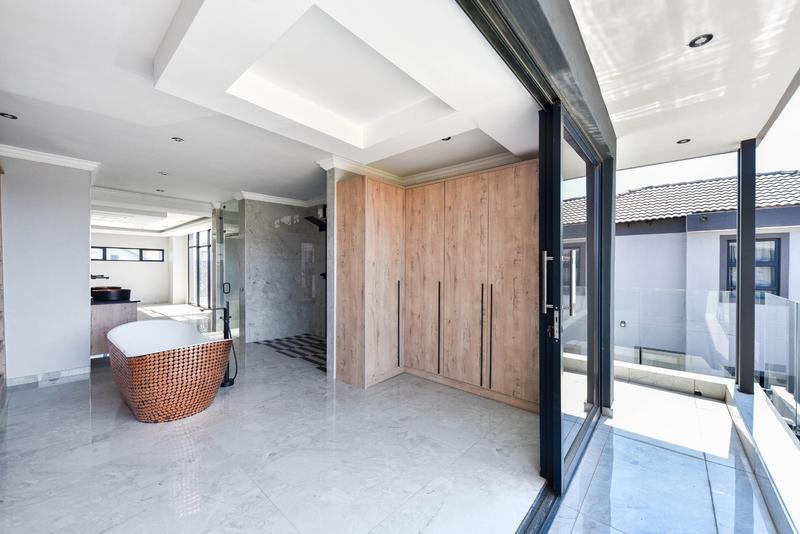 5 Bedroom Property for Sale in Six Fountains Residential Estate Gauteng