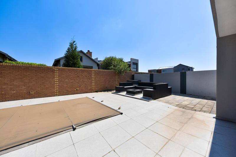 5 Bedroom Property for Sale in Six Fountains Residential Estate Gauteng