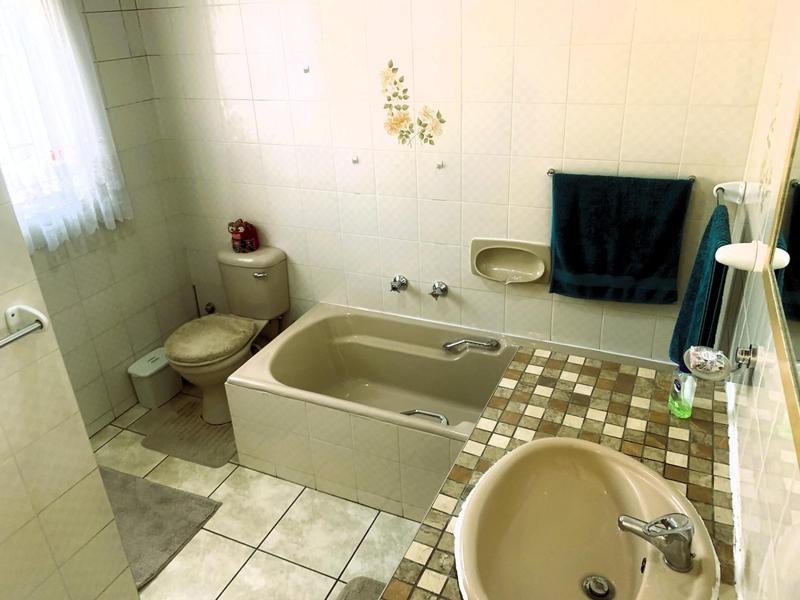 4 Bedroom Property for Sale in Freeway Park Gauteng