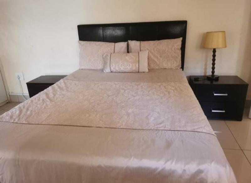 To Let 1 Bedroom Property for Rent in Victory Park Gauteng