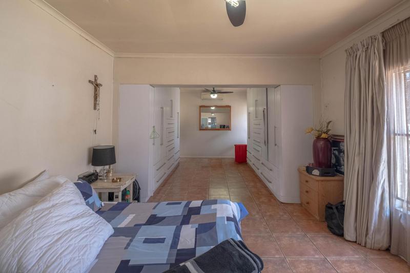 4 Bedroom Property for Sale in Wychwood Gauteng