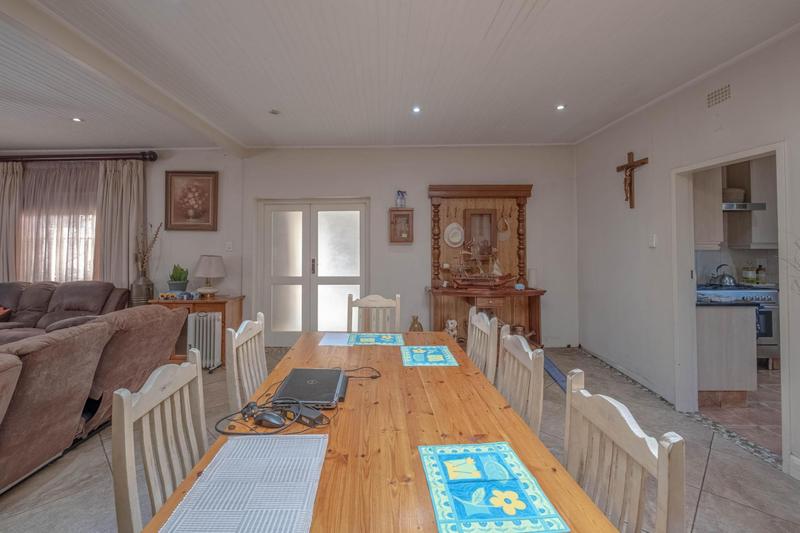 4 Bedroom Property for Sale in Wychwood Gauteng