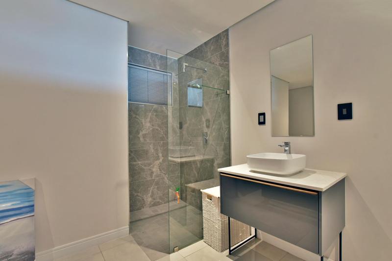 1 Bedroom Property for Sale in Houghton Gauteng