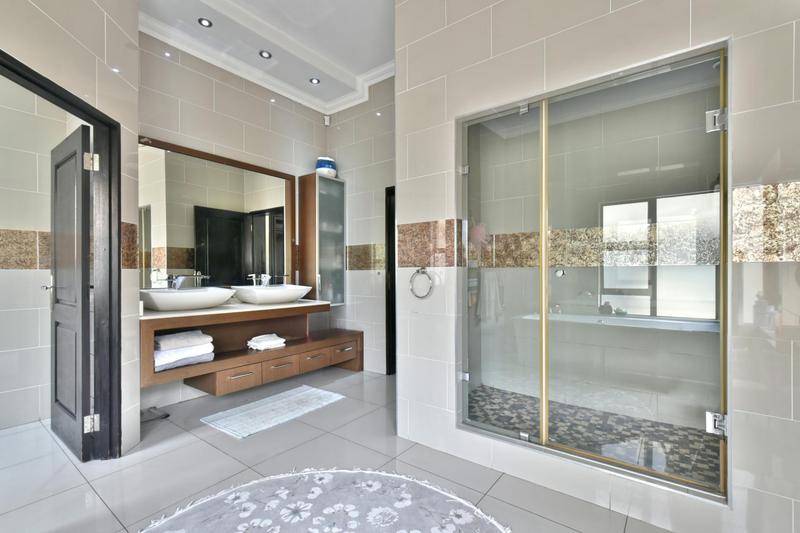6 Bedroom Property for Sale in Meyersdal Eco Estate Gauteng