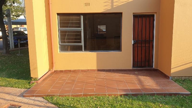 To Let 2 Bedroom Property for Rent in Bedford Gardens Gauteng