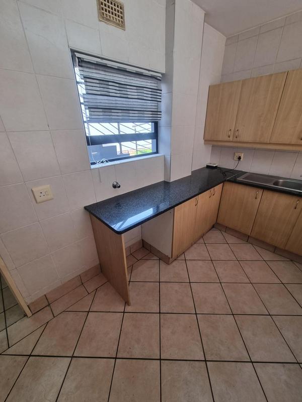 To Let 2 Bedroom Property for Rent in Bedford Gardens Gauteng