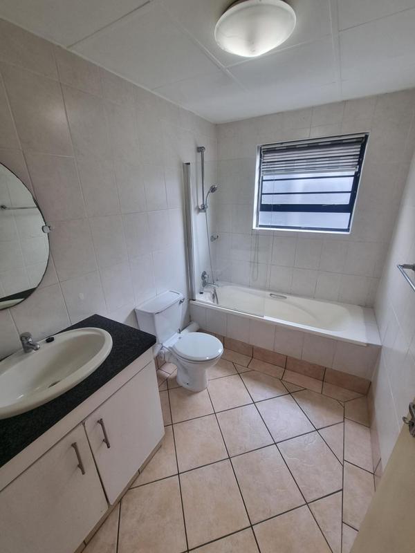 To Let 2 Bedroom Property for Rent in Bedford Gardens Gauteng