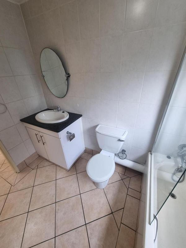 To Let 2 Bedroom Property for Rent in Bedford Gardens Gauteng