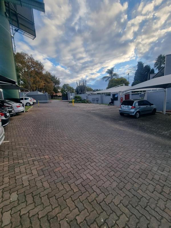 To Let 2 Bedroom Property for Rent in Bedford Gardens Gauteng