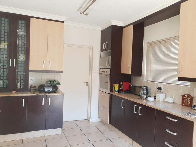 To Let 3 Bedroom Property for Rent in Amorosa Gauteng