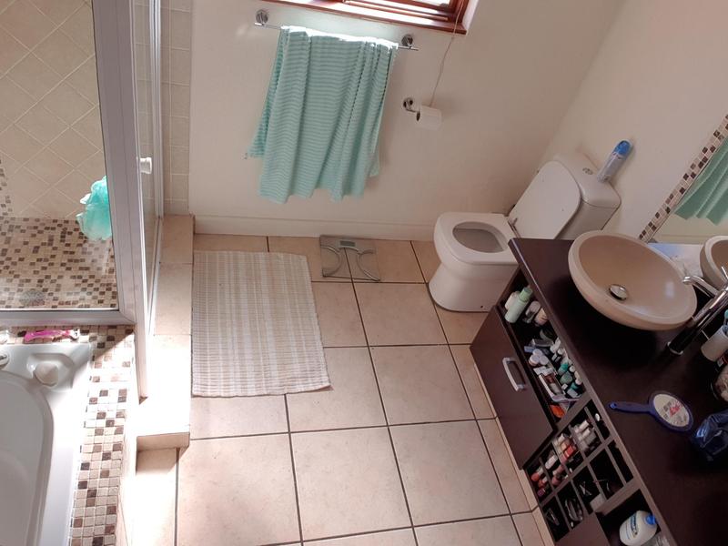 To Let 3 Bedroom Property for Rent in Amorosa Gauteng