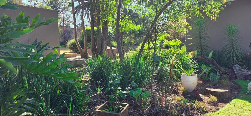 15 Bedroom Property for Sale in Zonnehoewe A H Gauteng