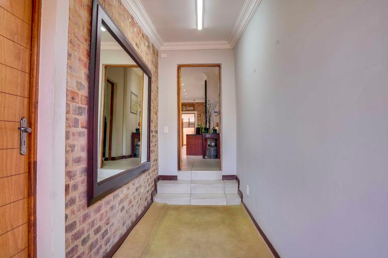 15 Bedroom Property for Sale in Zonnehoewe A H Gauteng