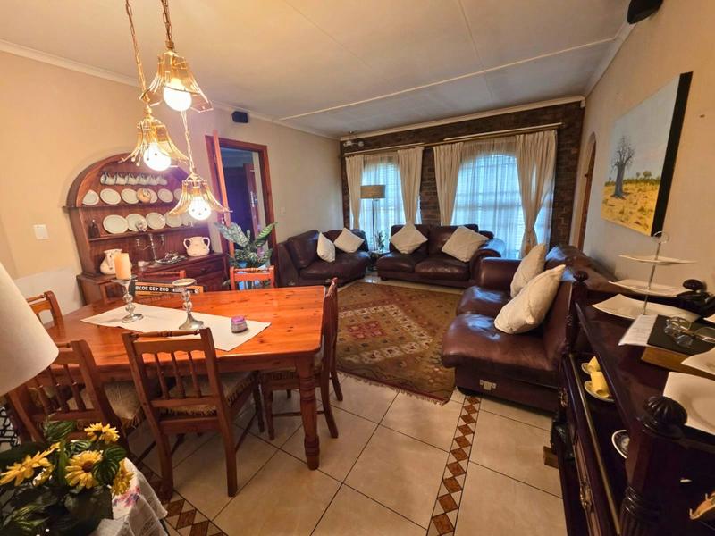 4 Bedroom Property for Sale in Glen Marais Gauteng