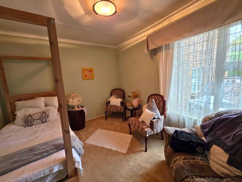 4 Bedroom Property for Sale in Glen Marais Gauteng