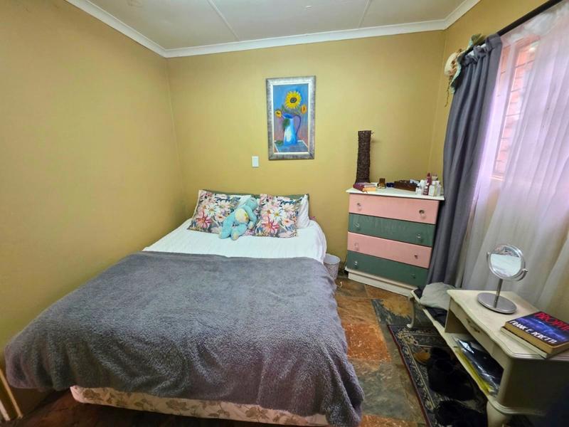 4 Bedroom Property for Sale in Glen Marais Gauteng