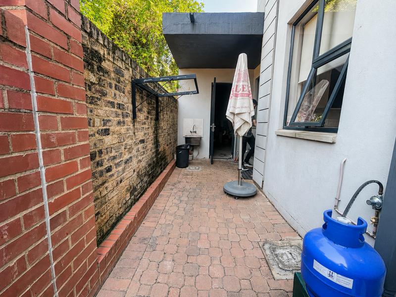 3 Bedroom Property for Sale in Queenswood Gauteng