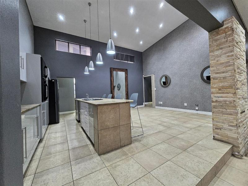 To Let 4 Bedroom Property for Rent in Willow Acres Gauteng