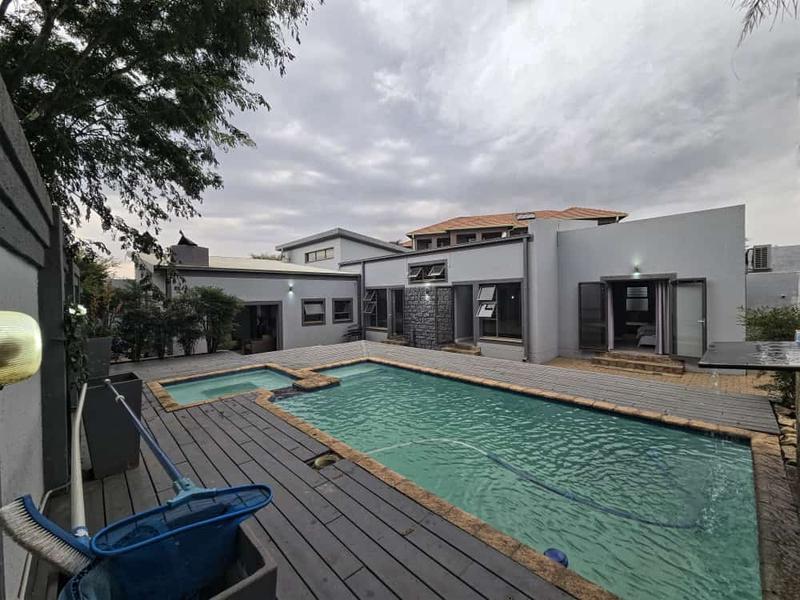 To Let 4 Bedroom Property for Rent in Willow Acres Gauteng