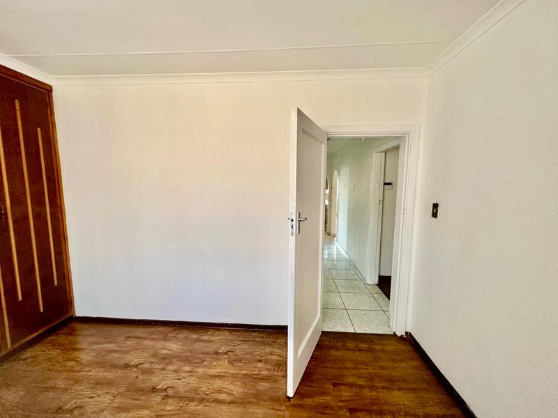 3 Bedroom Property for Sale in Vanderbijlpark Cw 6 Gauteng