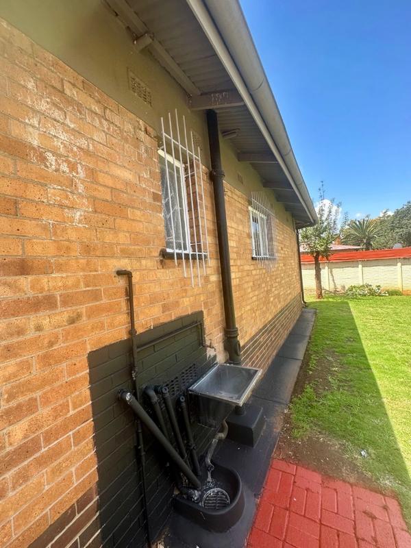 3 Bedroom Property for Sale in Vanderbijlpark Cw 6 Gauteng