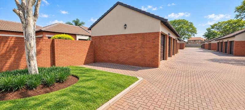 2 Bedroom Property for Sale in Monavoni Gauteng