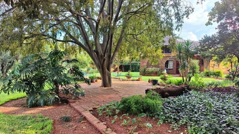 7 Bedroom Property for Sale in Muldersdrift Gauteng