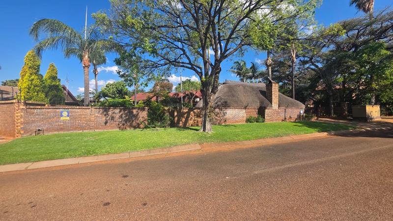 4 Bedroom Property for Sale in Doornpoort Gauteng
