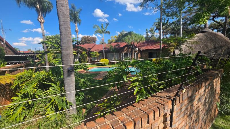 4 Bedroom Property for Sale in Doornpoort Gauteng